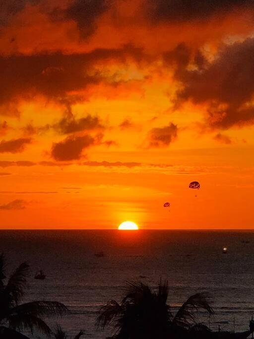 Apartment Romantic Sunset With Balcony 2 Min Walk To The